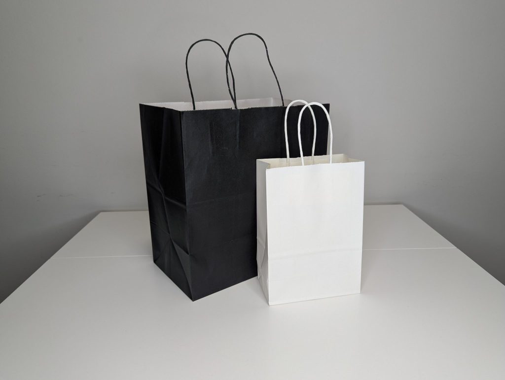 שקיות קרטון ממותגות מחיר