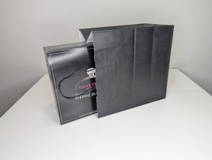 שקיות קרטון ממותגות